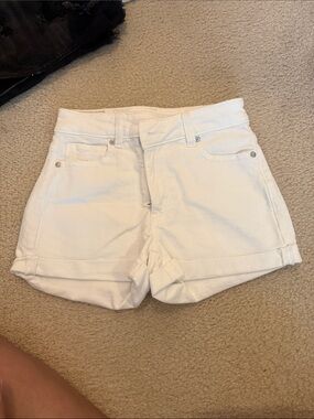 American Eagle Outfitters White High-Rise Cuffed Denim Shorts